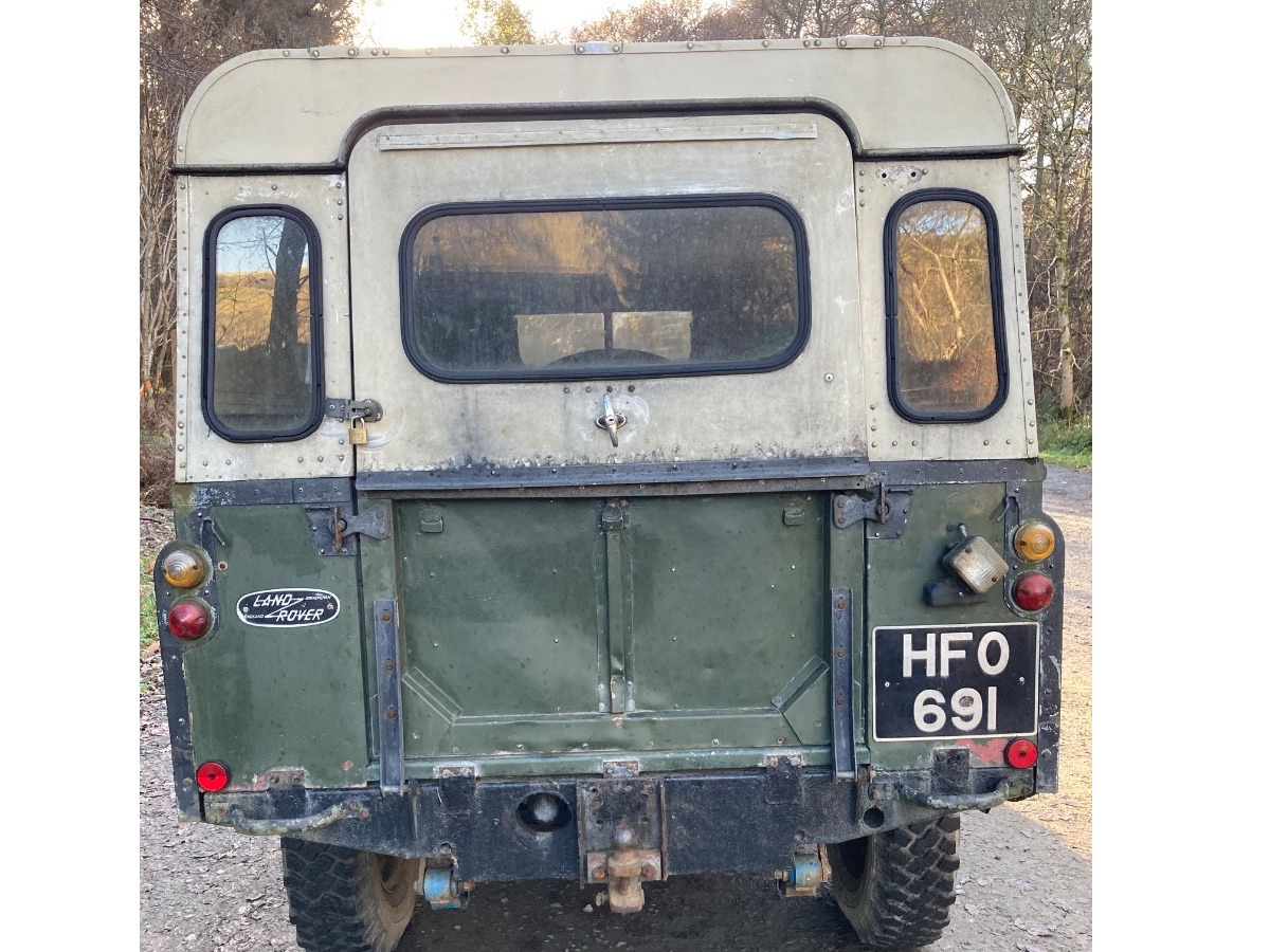 1959 Land Rover 88 Image 7