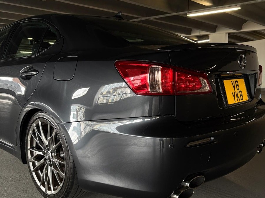 2011 Lexus IS-F Image 6