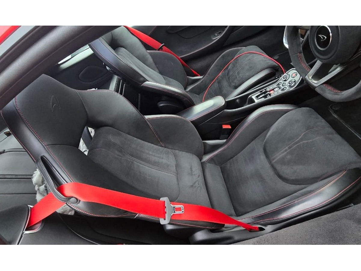 2017 McLaren 570GT Image 15