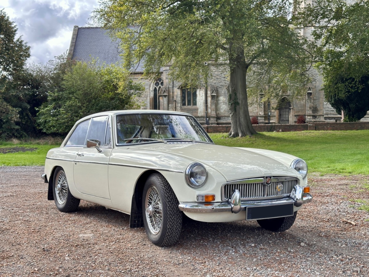 1969 MG MGB Image 8