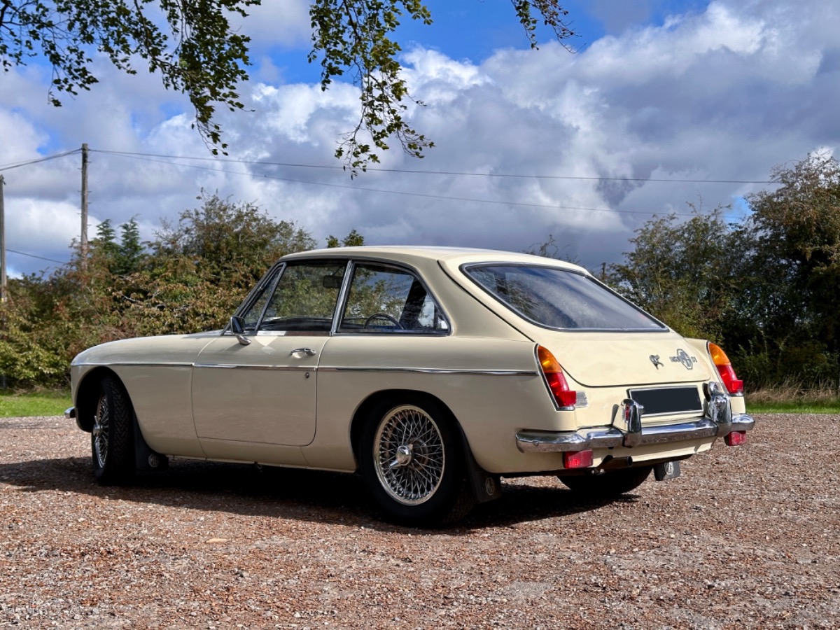 1969 MG MGB Image 9