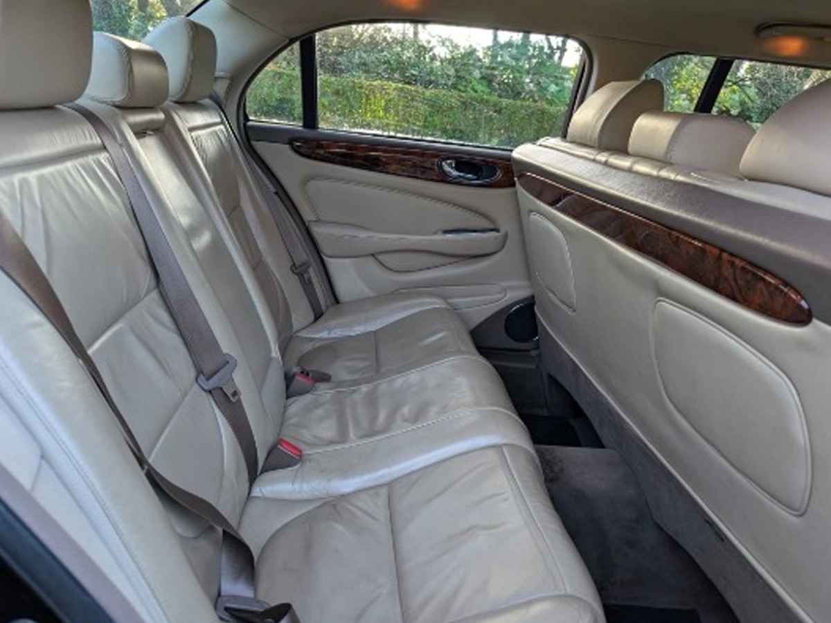 2006 Jaguar Other Image 12