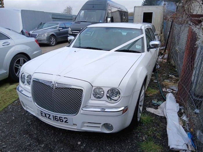 2007 Chrysler 300C Image 3