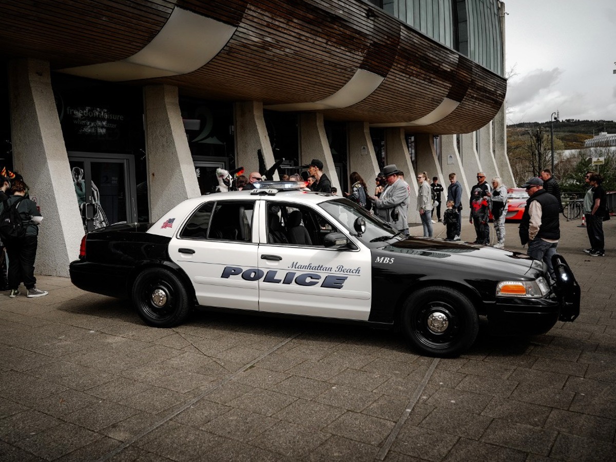 2006 Ford Crown Victoria Image 8