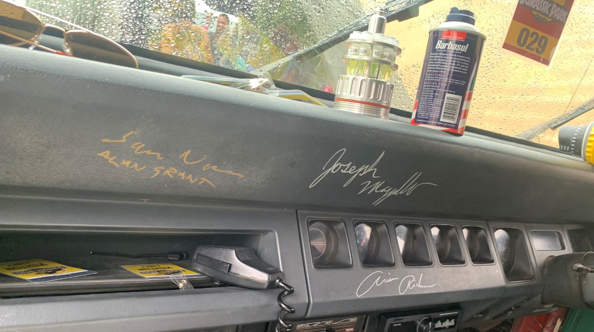 1993 Jeep Wrangler Image 5