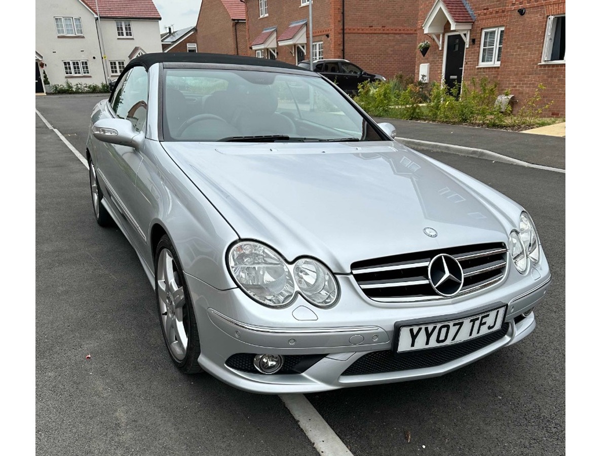 2007 Mercedes-Benz Clk-Class Image 1