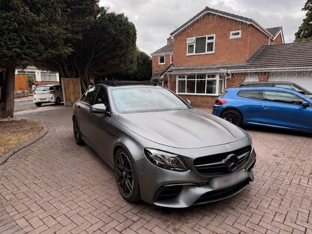 2018 Mercedes-Benz E-Class Image 1