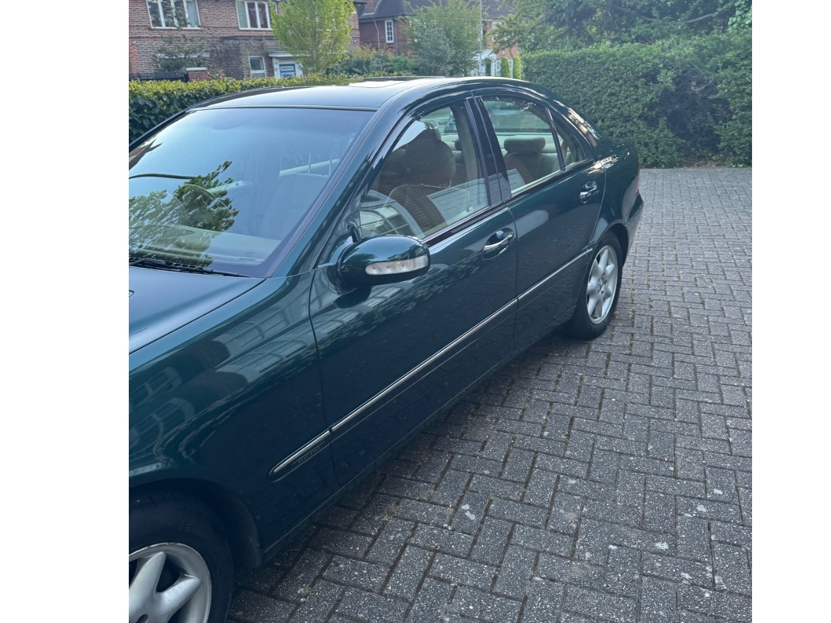 2002 Mercedes-Benz 240 Image 4