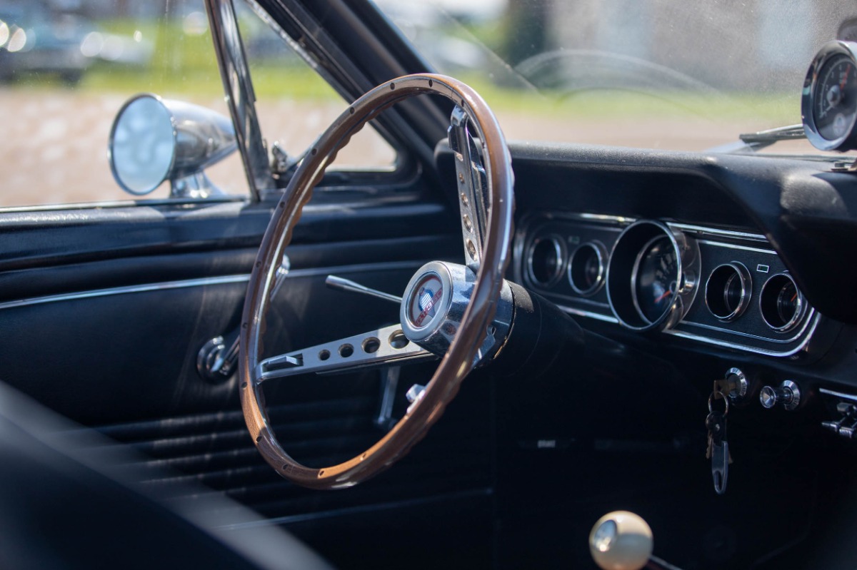 1966 Ford Mustang Image 4