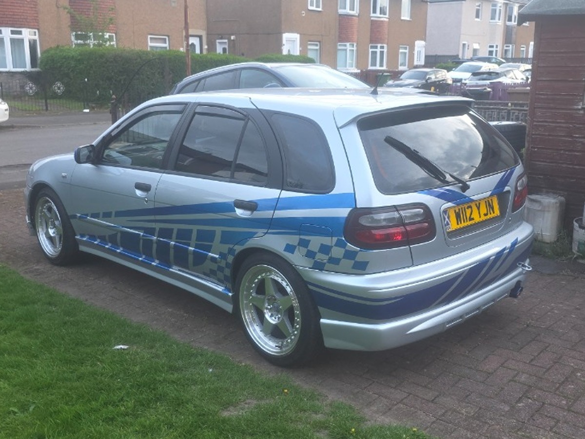 2000 Nissan Almera Image 3