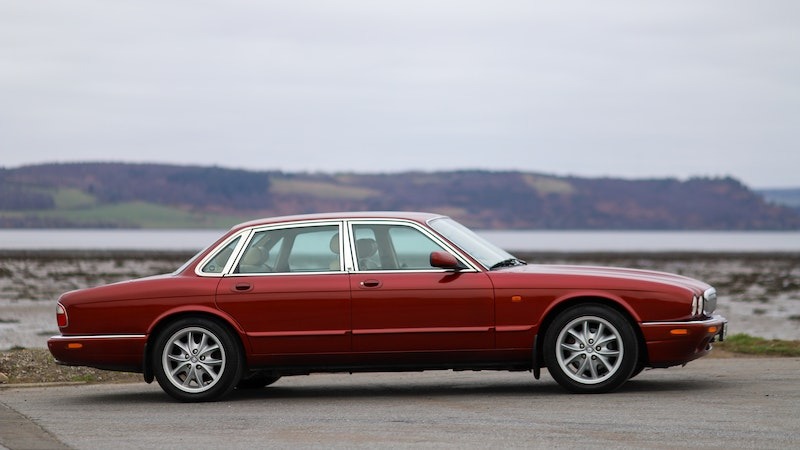 2003 Jaguar XJ Image 4