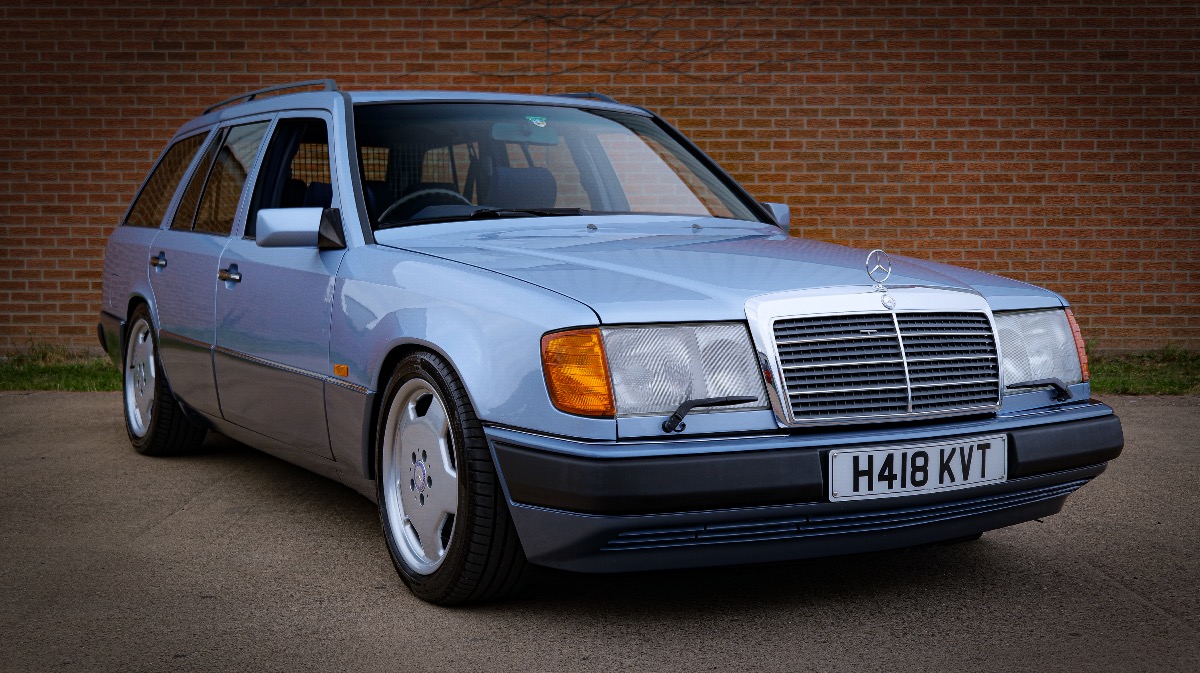 1991 Mercedes-Benz 300TE Image 2