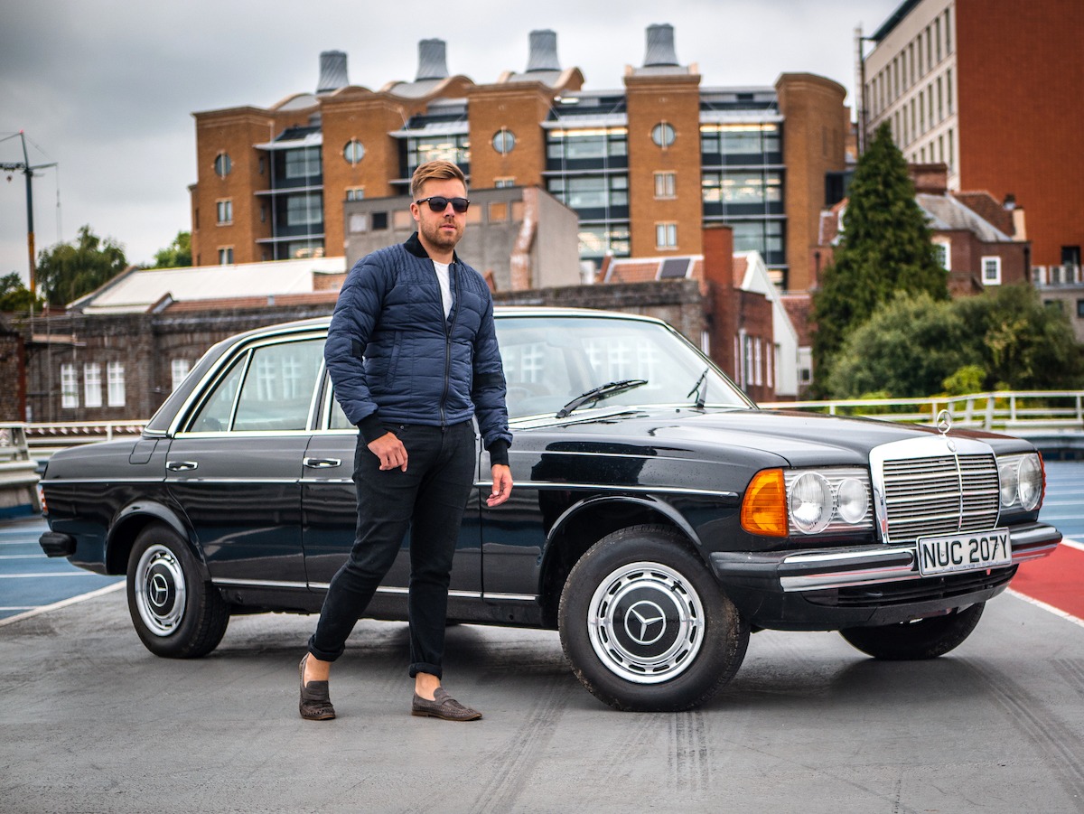 1982 Mercedes-Benz 200 Image 2