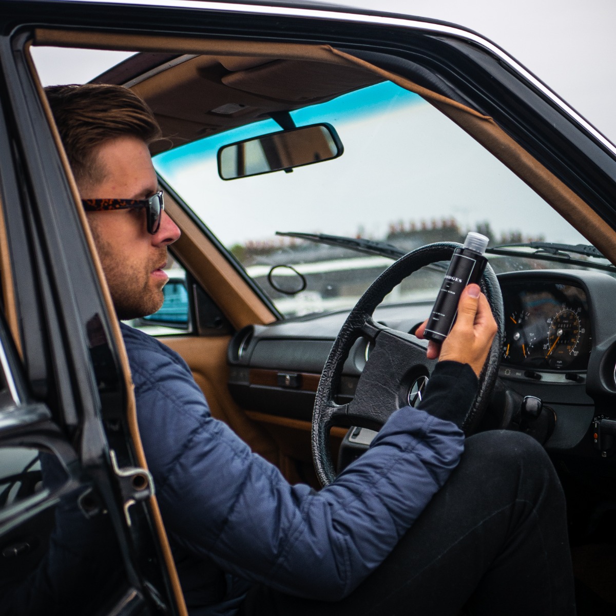 1982 Mercedes-Benz 200 Image 7