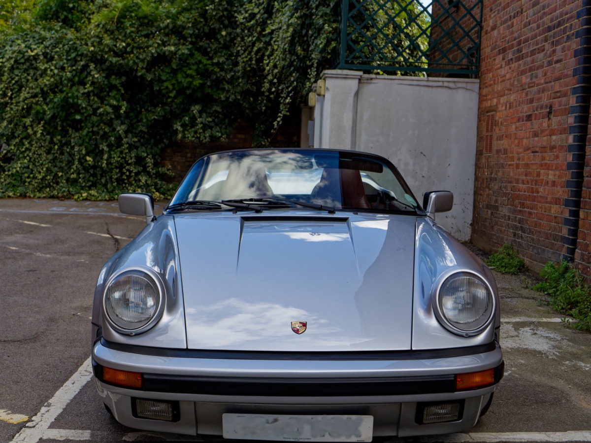 1989 Porsche 911 Image 5
