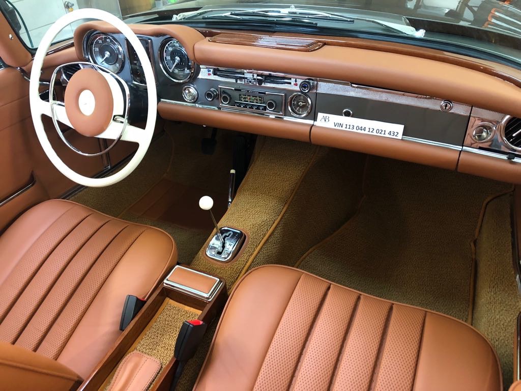 1971 Mercedes-Benz 280 Image 3