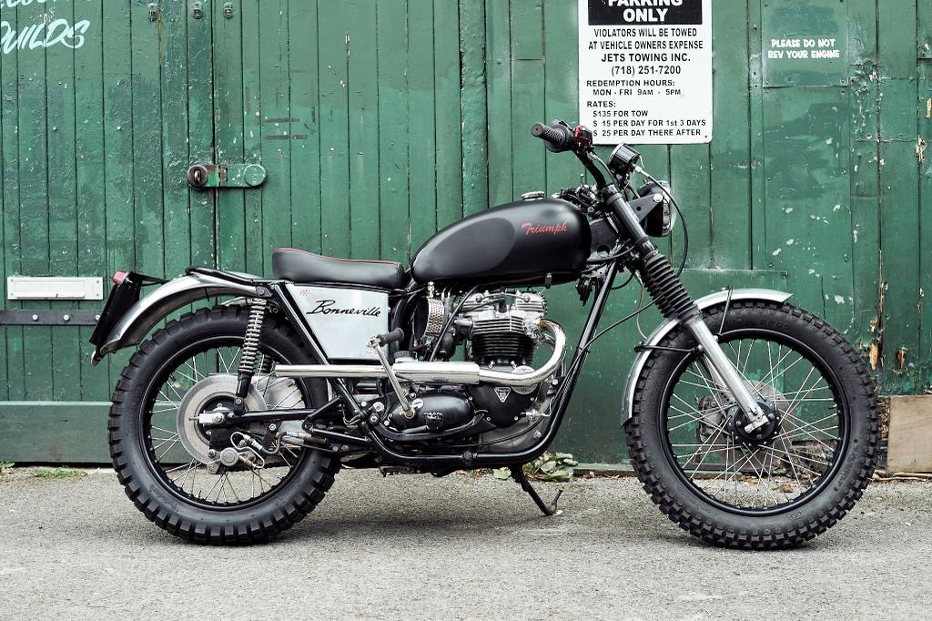 1976 Triumph Bonneville Image 1