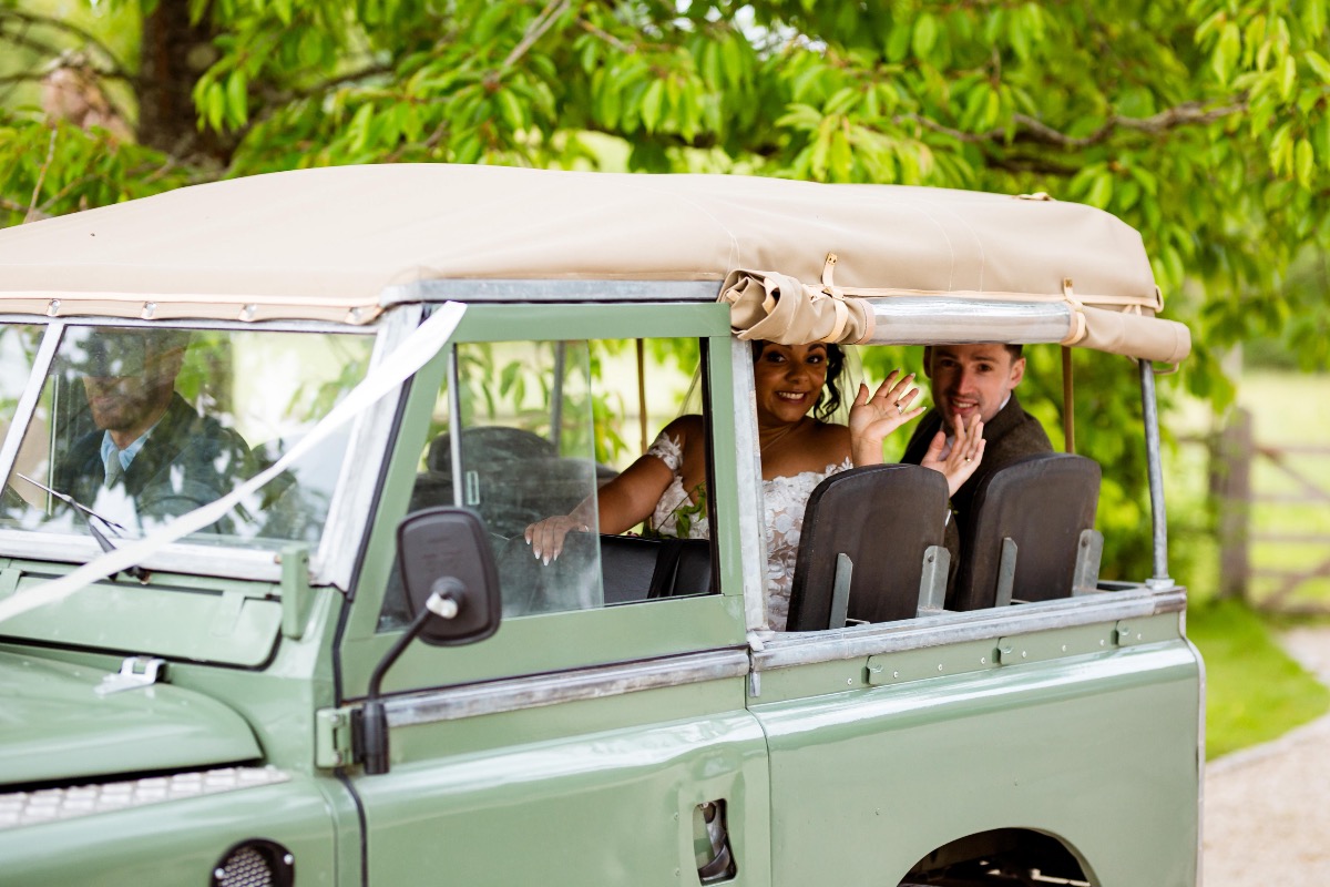 1974 Land Rover 88 Image 2