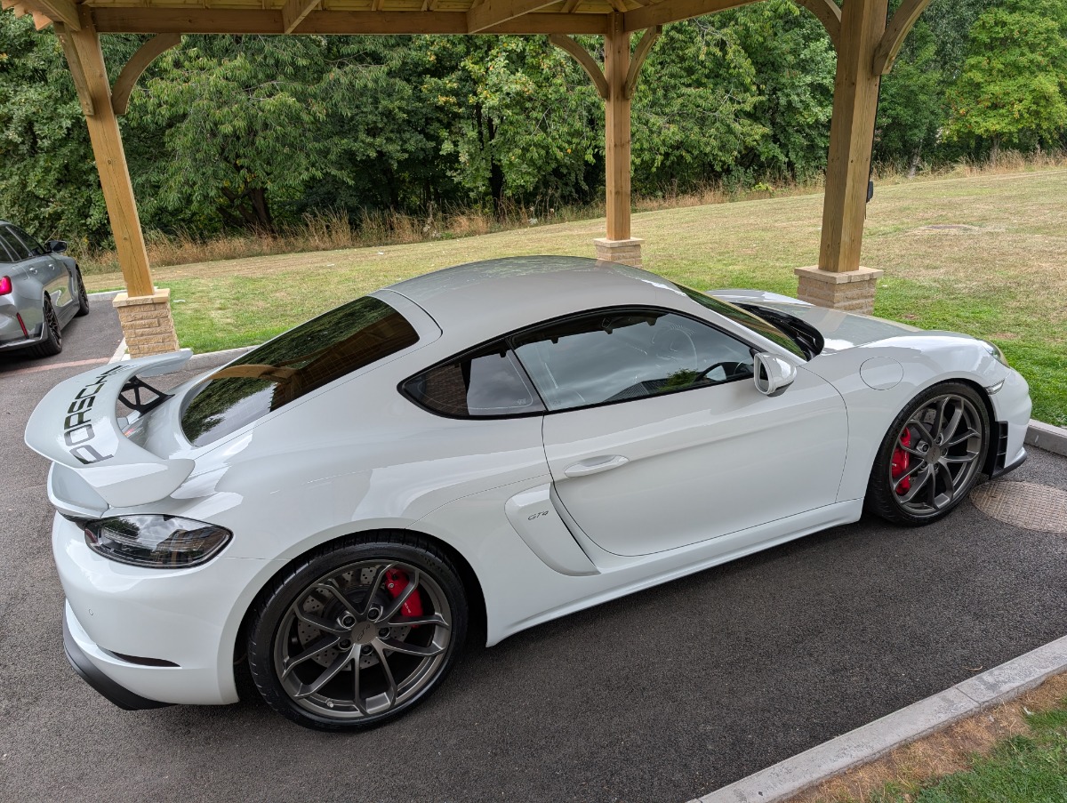 2021 Porsche 718 Image 3