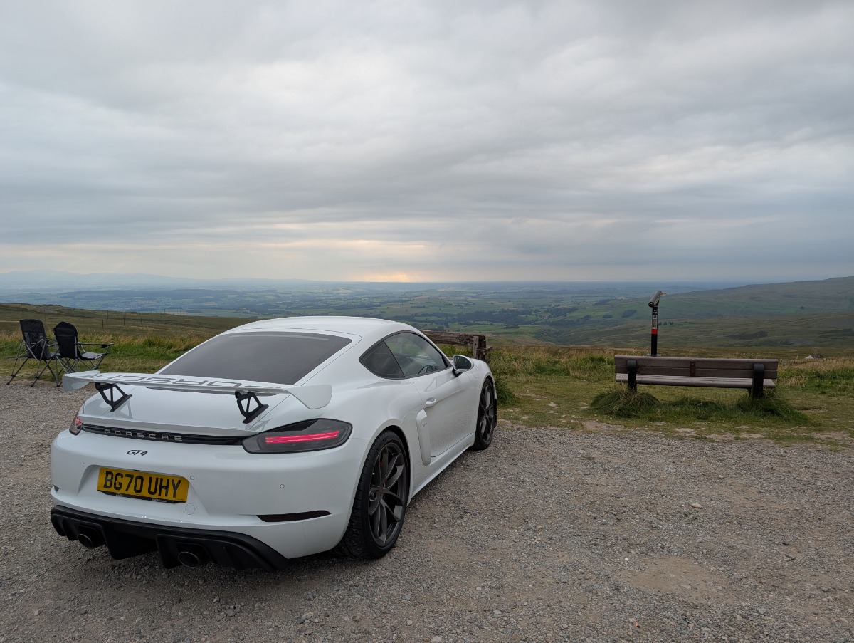 2021 Porsche 718 Image 4