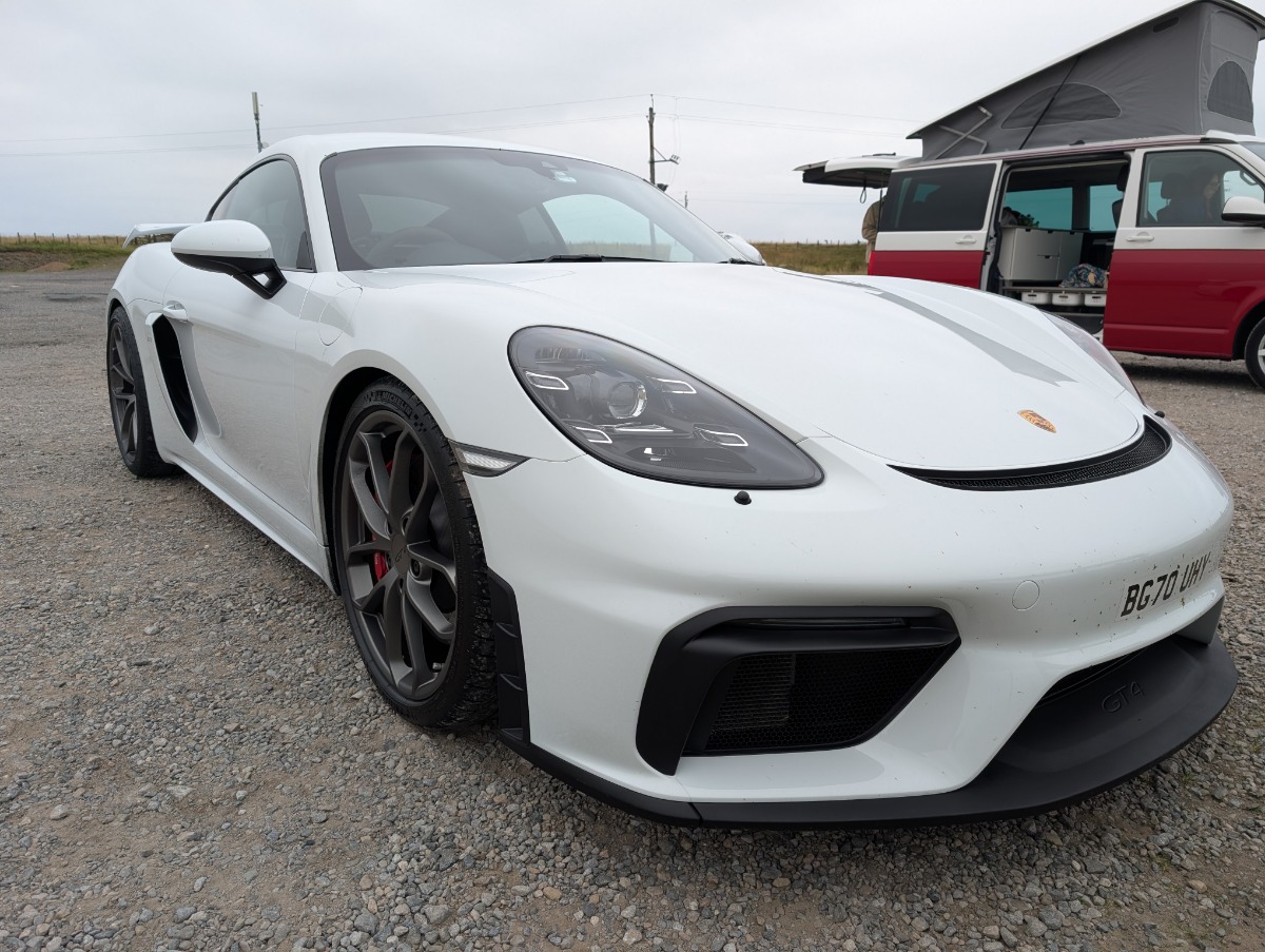 2021 Porsche 718 Image 5