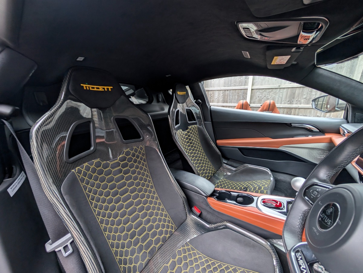 2023 Lotus Emira Image 9