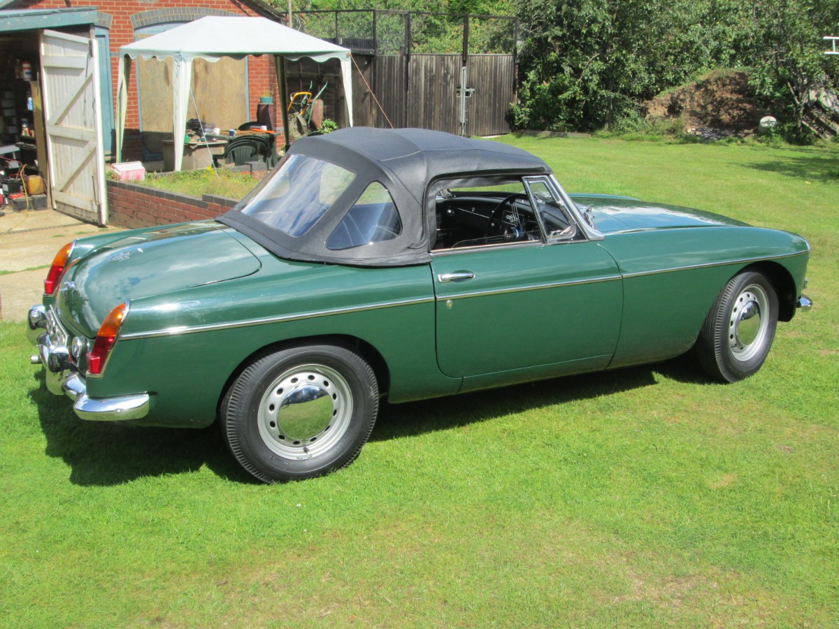 1964 MG MGB Image 6