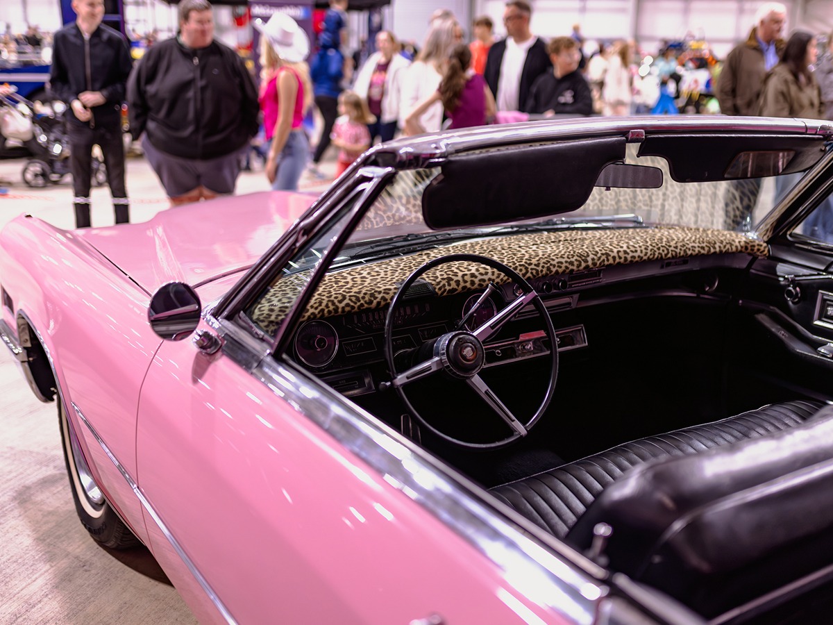 1966 Cadillac Deville Image 4