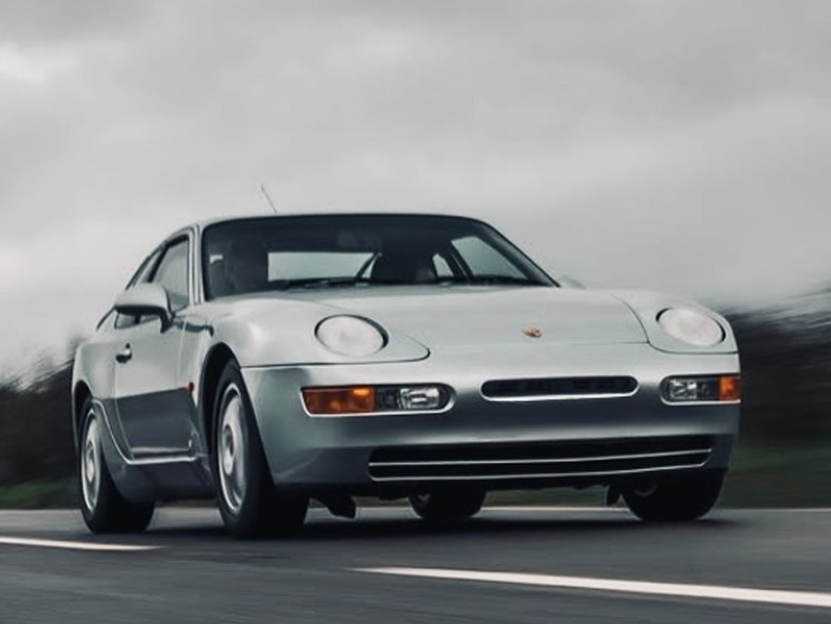 1994 Porsche 968 Image 2