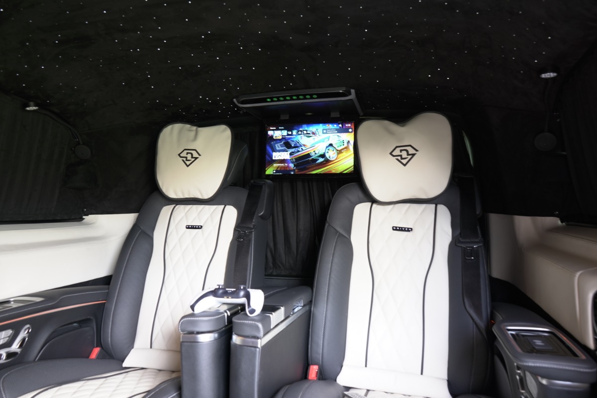 2021 Mercedes-Benz V-Class Image 5