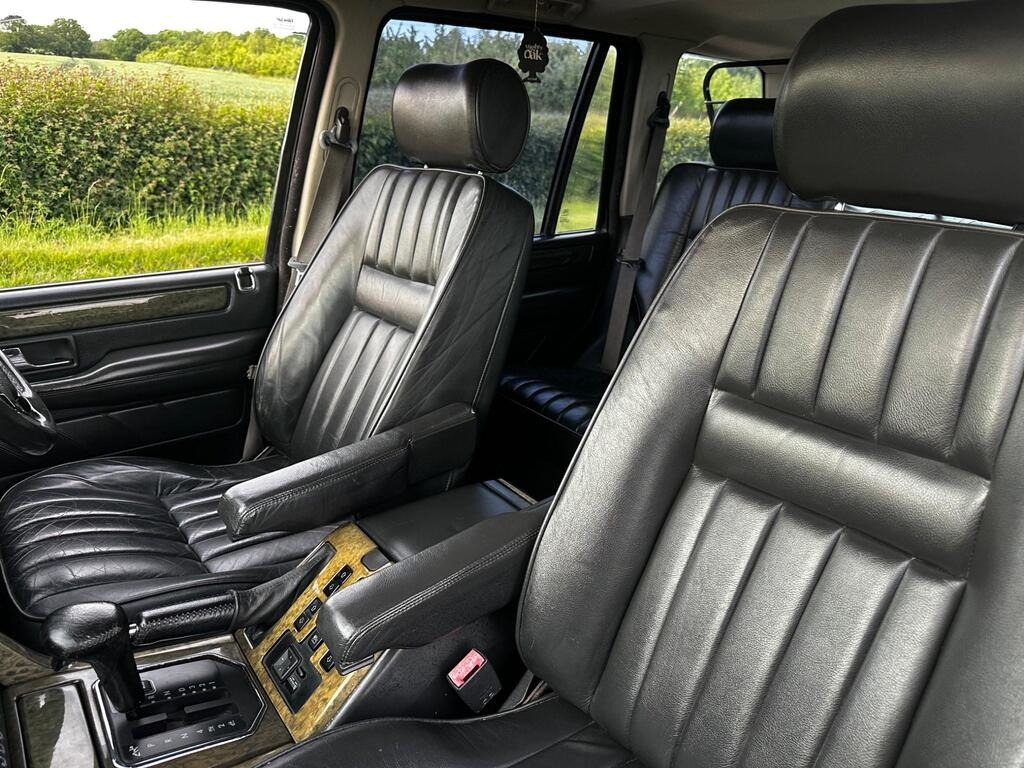 2002 Land Rover Range Rover Image 10