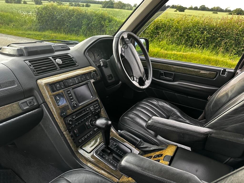 2002 Land Rover Range Rover Image 8