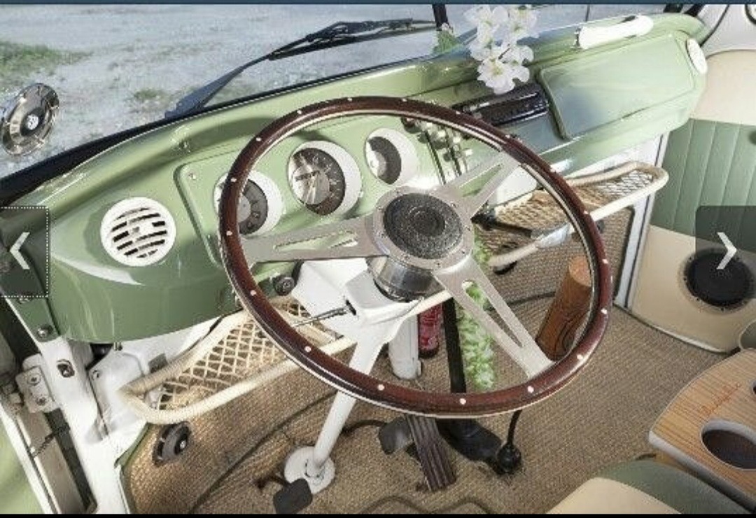 1970 Volkswagen T2 Camper Van / Bus Image 5