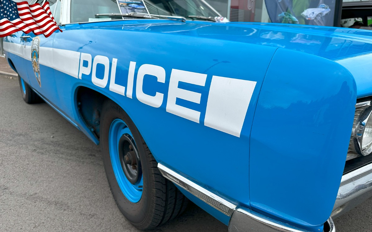 1969 Ford Galaxie Image 3