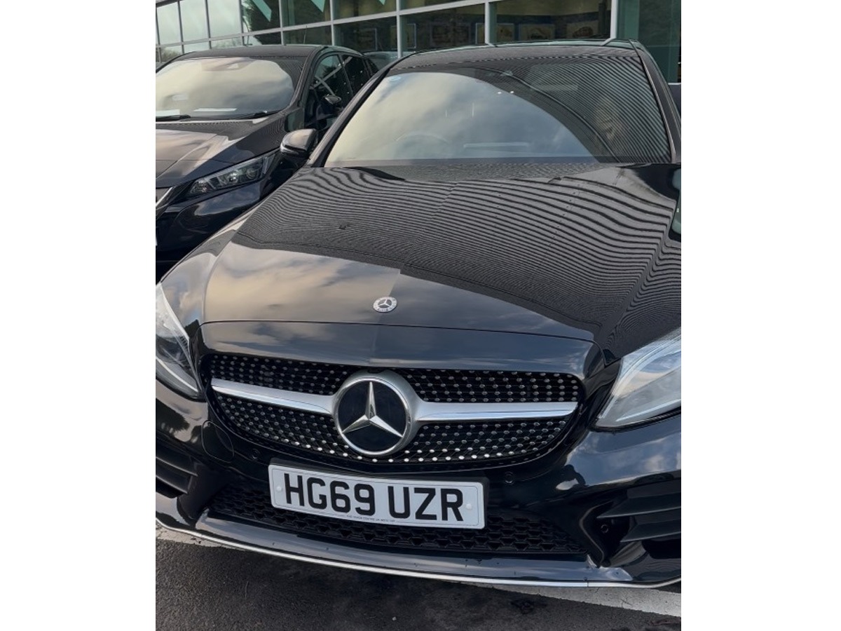 2020 Mercedes-Benz 200 Image 2