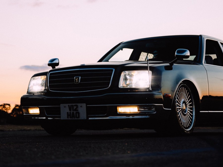 2013 Toyota Century Image 10
