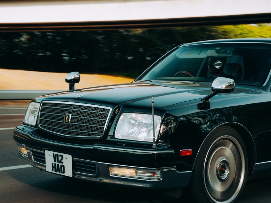 2013 Toyota Century Image 11