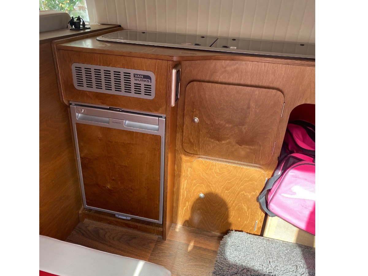 1964 Volkswagen T2 Camper Van / Bus Image 13