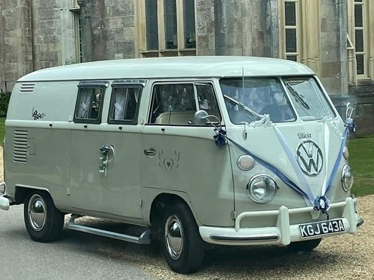 1963 Volkswagen T2 Camper Van / Bus Image 2