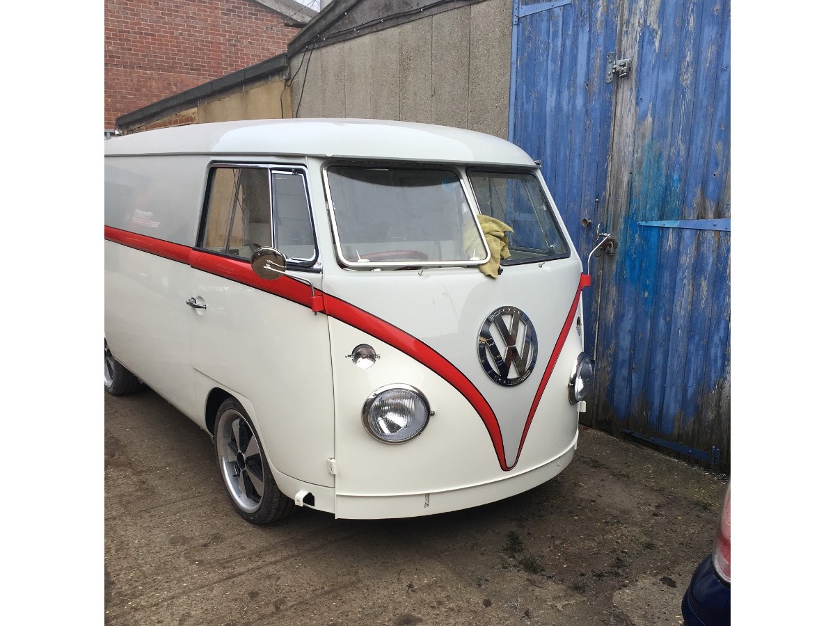 1964 Volkswagen T2 Camper Van / Bus Image 1