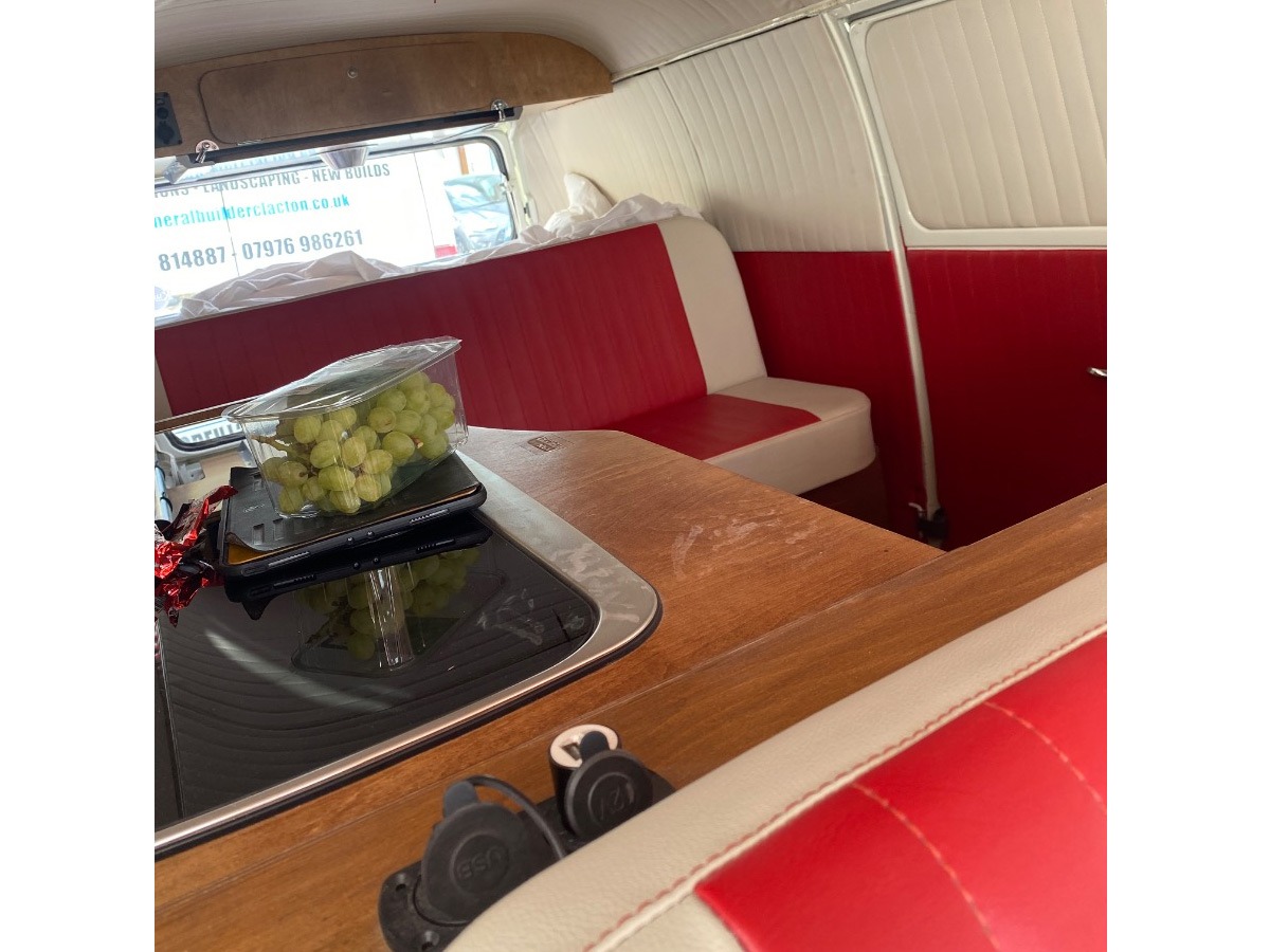 1964 Volkswagen T2 Camper Van / Bus Image 6