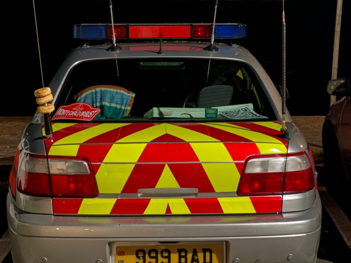 2000 Vauxhall Omega Image 3