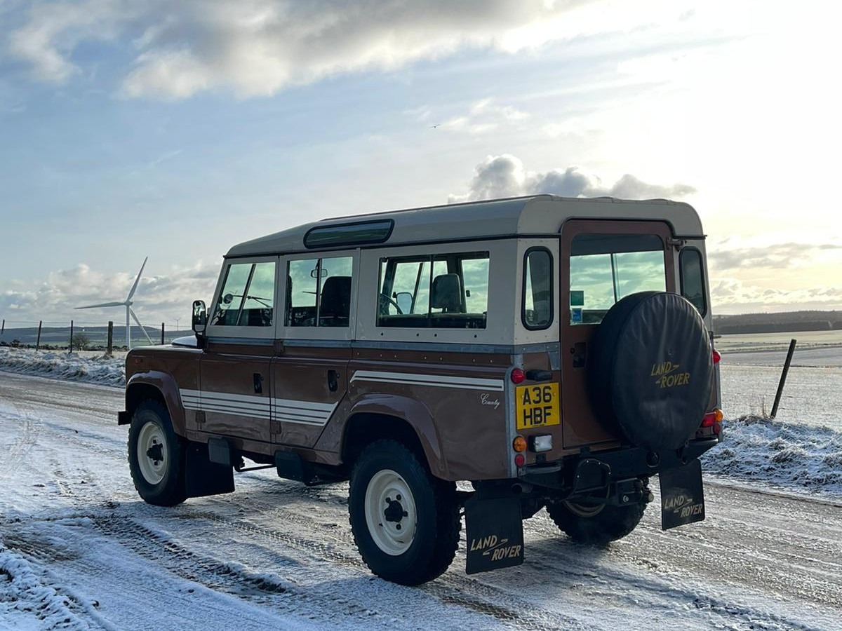 1983 Land Rover Defender Image 3