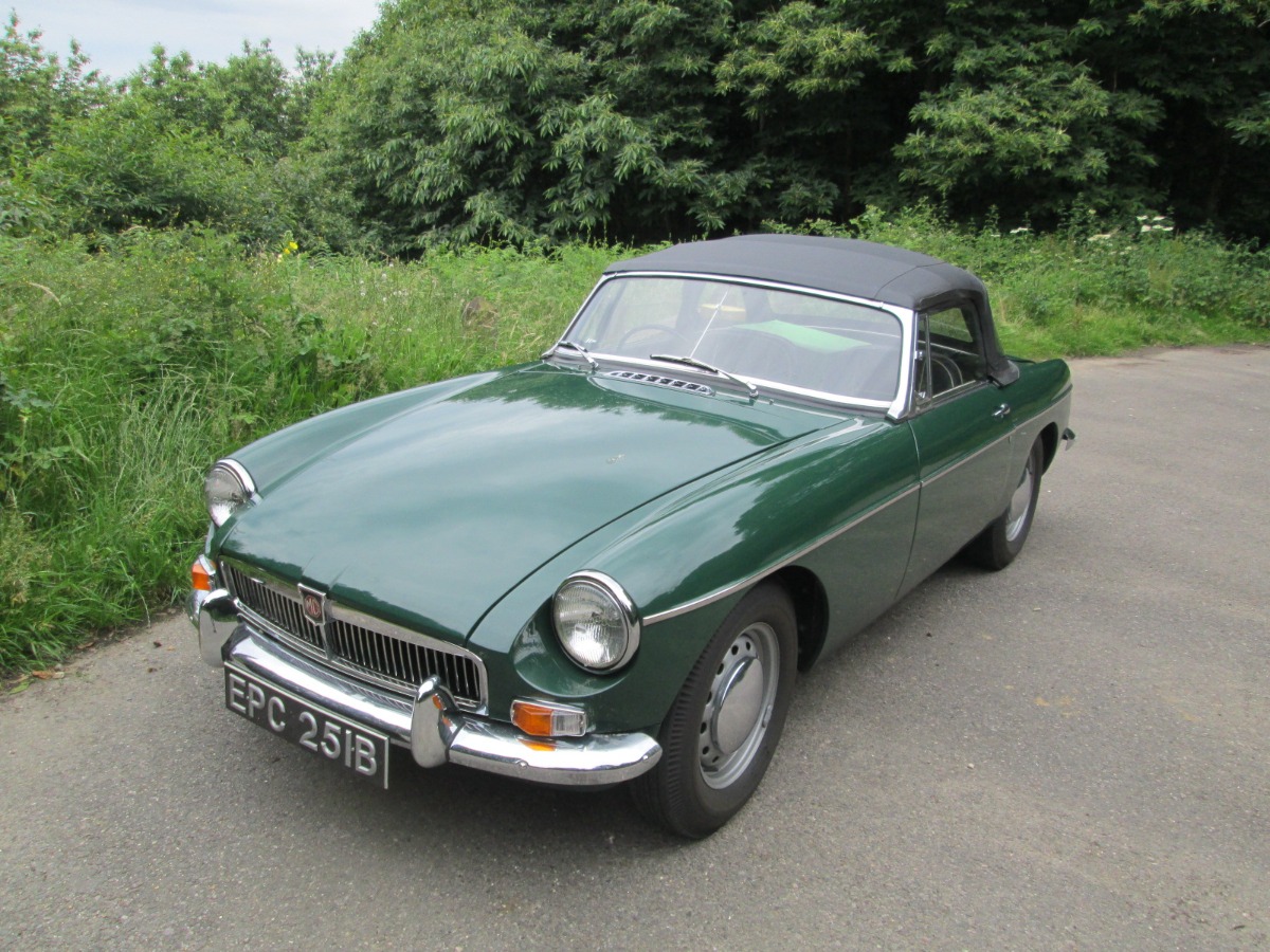 1964 MG MGB Image 3