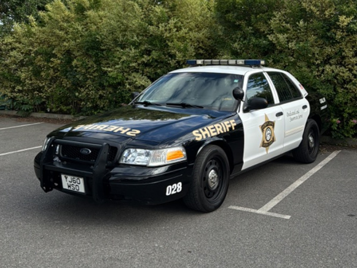 2011 Ford Crown Victoria Image 6