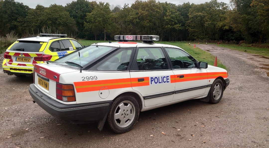 1987 Ford Granada Image 1