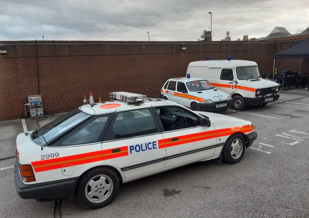 1987 Ford Granada Image 3