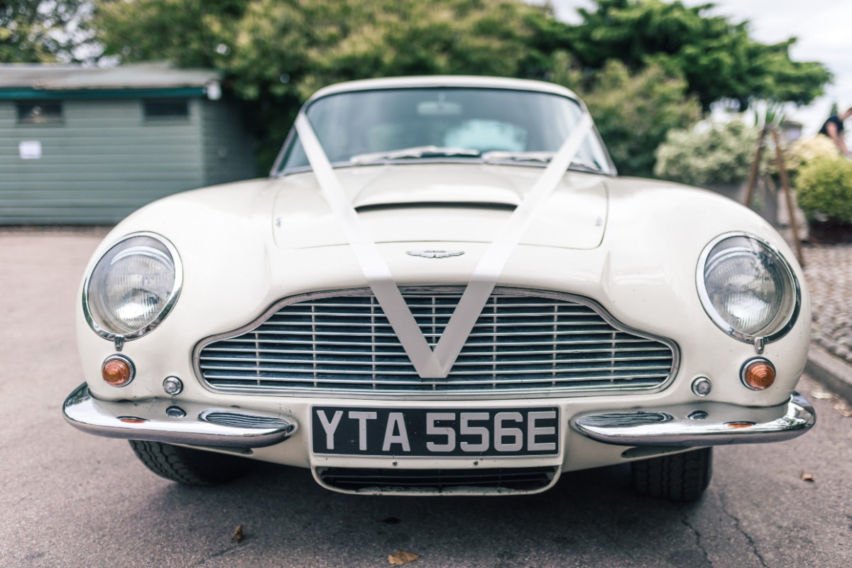 1966 Aston Martin DB6 Image 23