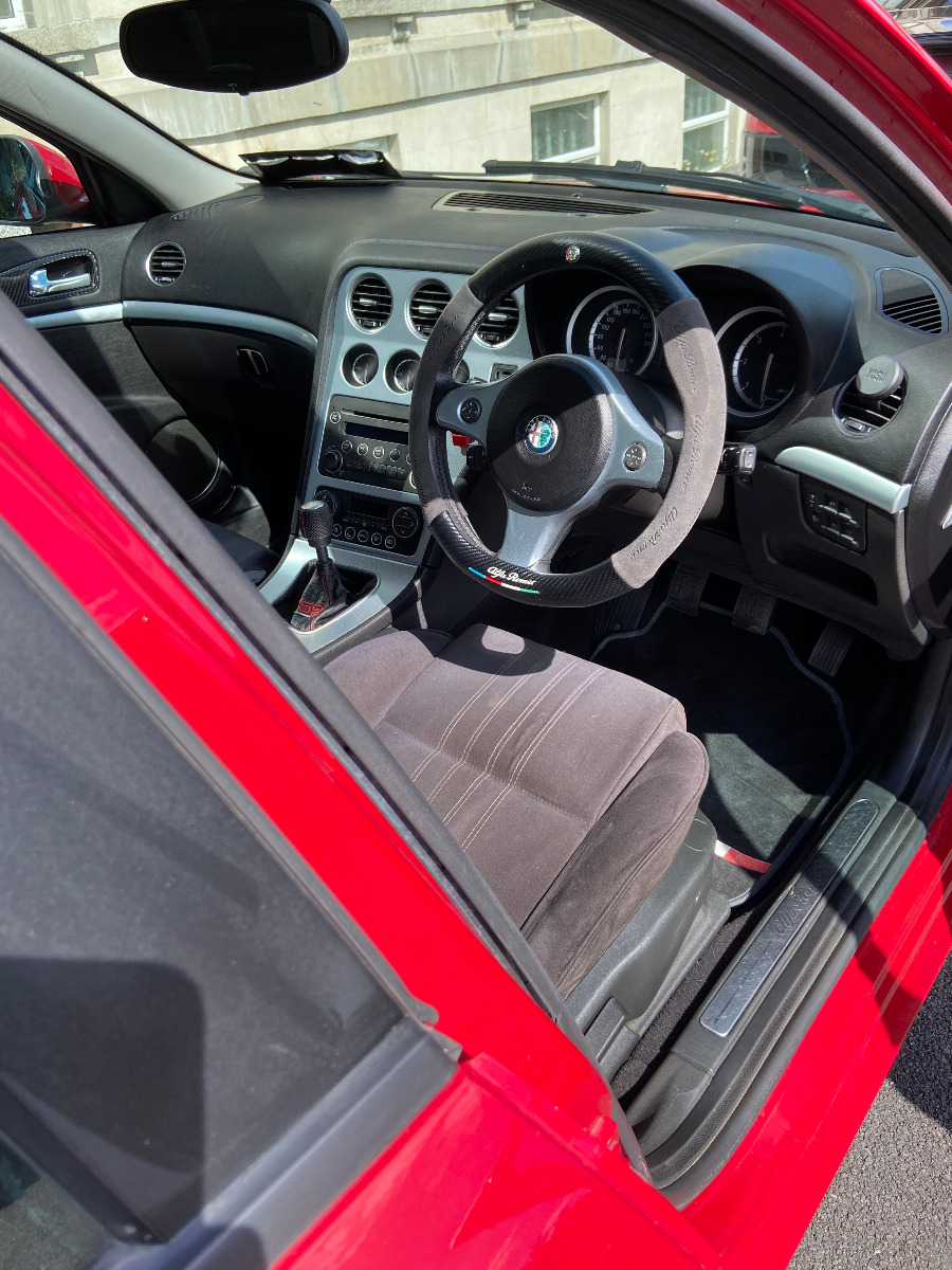 2007 Alfa Romeo 159 Image 5