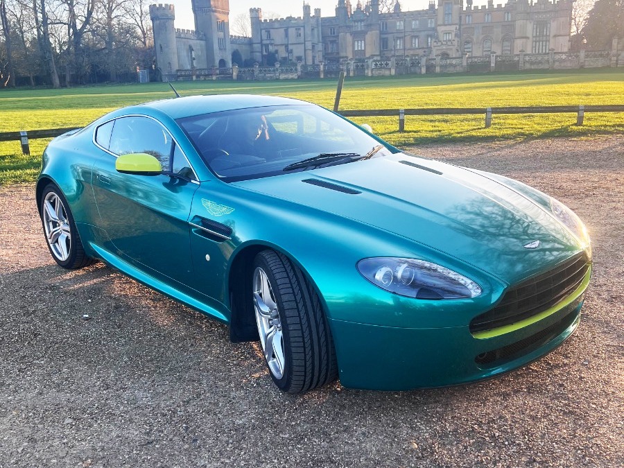 2009 Aston Martin V8 Vantage Image 1